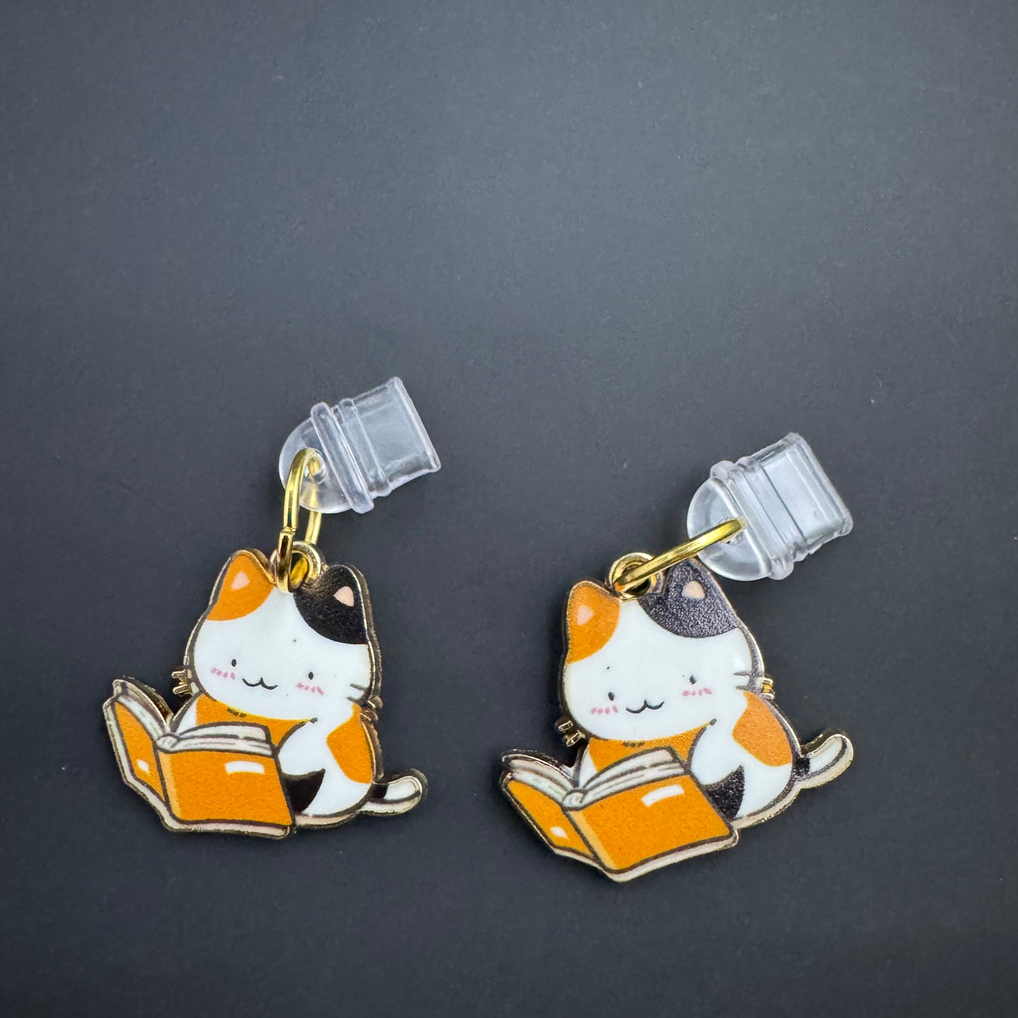 Reading Cats Kindle Charm - Dust Plug