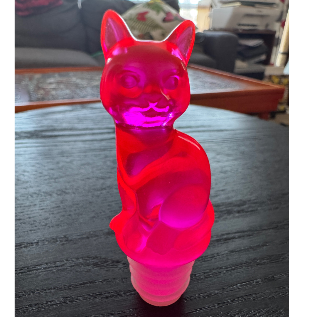 Pink Cat resin bottle stopper