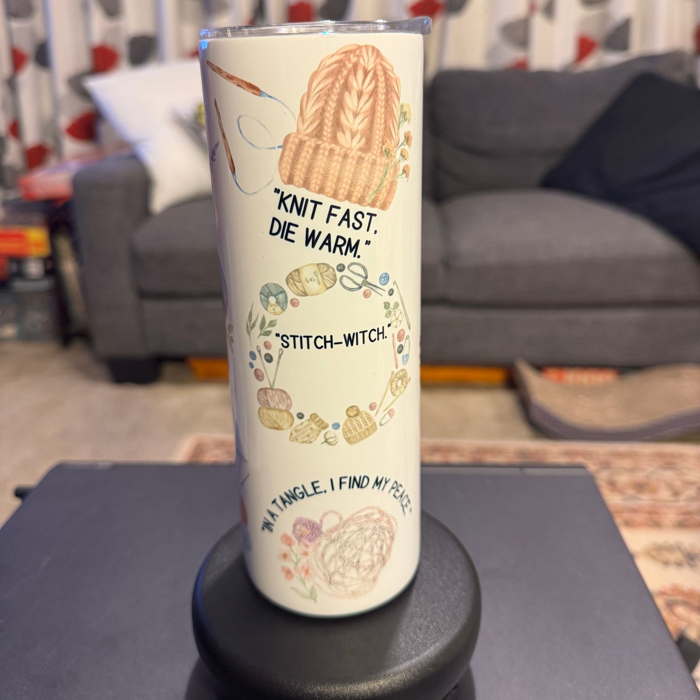 Knitting tumbler